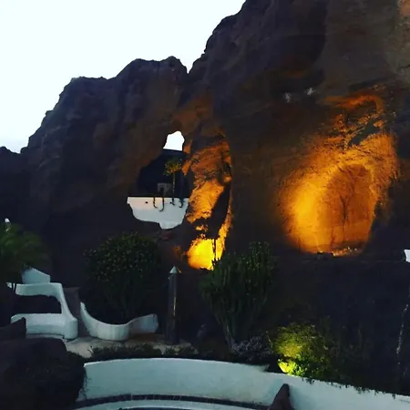 Casa Bianca Caleta De 度假居 *