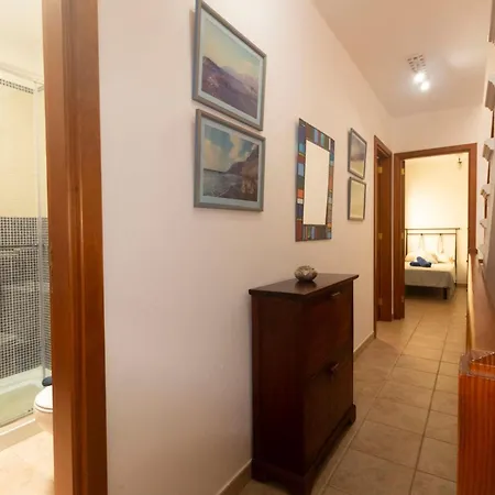 Casa Bianca Caleta De 法马拉