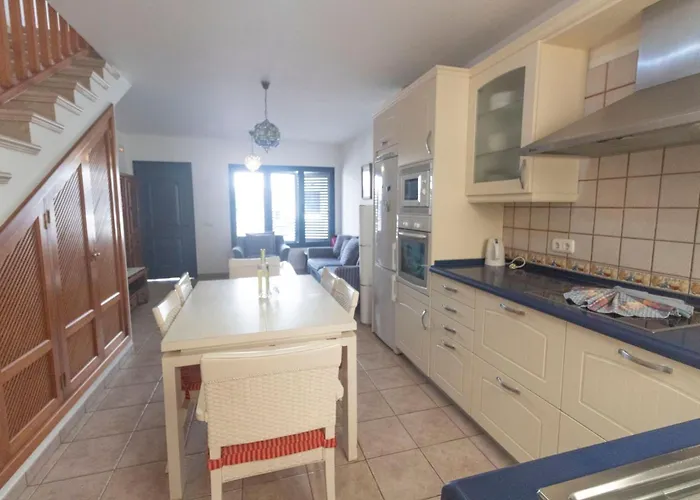 بيت للعطل Casa Bianca Caleta De