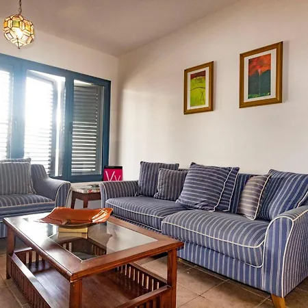 Casa Bianca Caleta De 法马拉