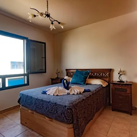 Casa Bianca Caleta De 度假居 法马拉
