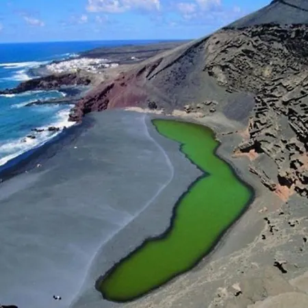 Casa Bianca Caleta De Prázdninový dům *